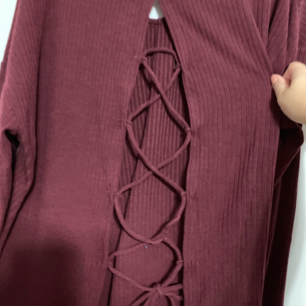 Open back sweater - Picture 2 of 3